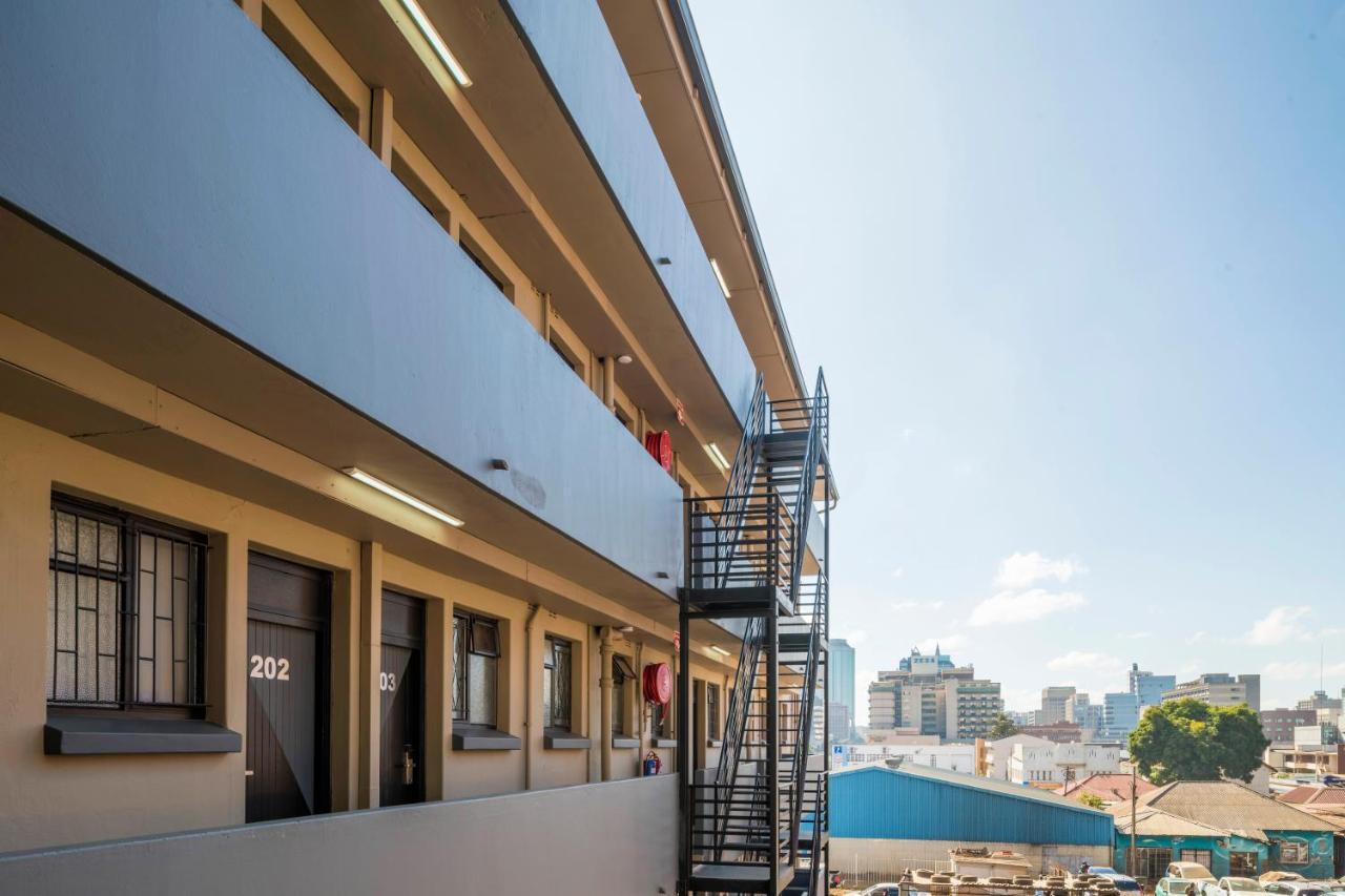 N1 Hotel Rotten Row Harare Exterior foto